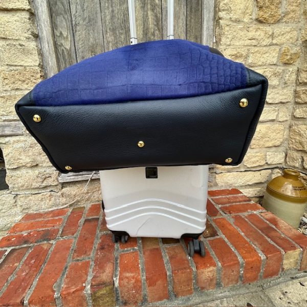 KN  Cobalt/Navy Gatcombe (XL Travel) Bag - Image 7